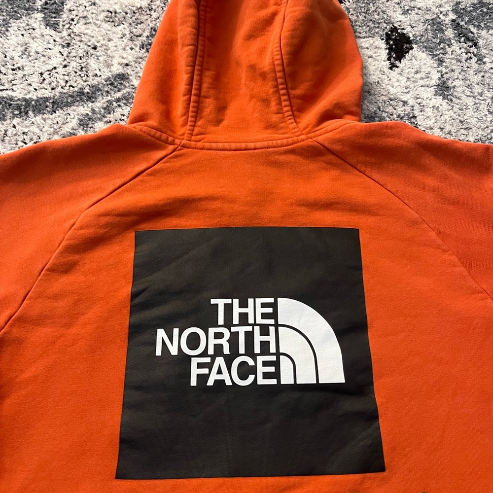 The North Face Sweater Burnt Orange - Picture 2 of 9